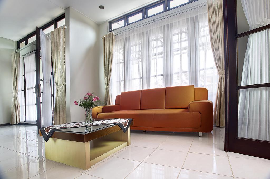 Pakualaman Omah Garuda Homestay מראה חיצוני תמונה