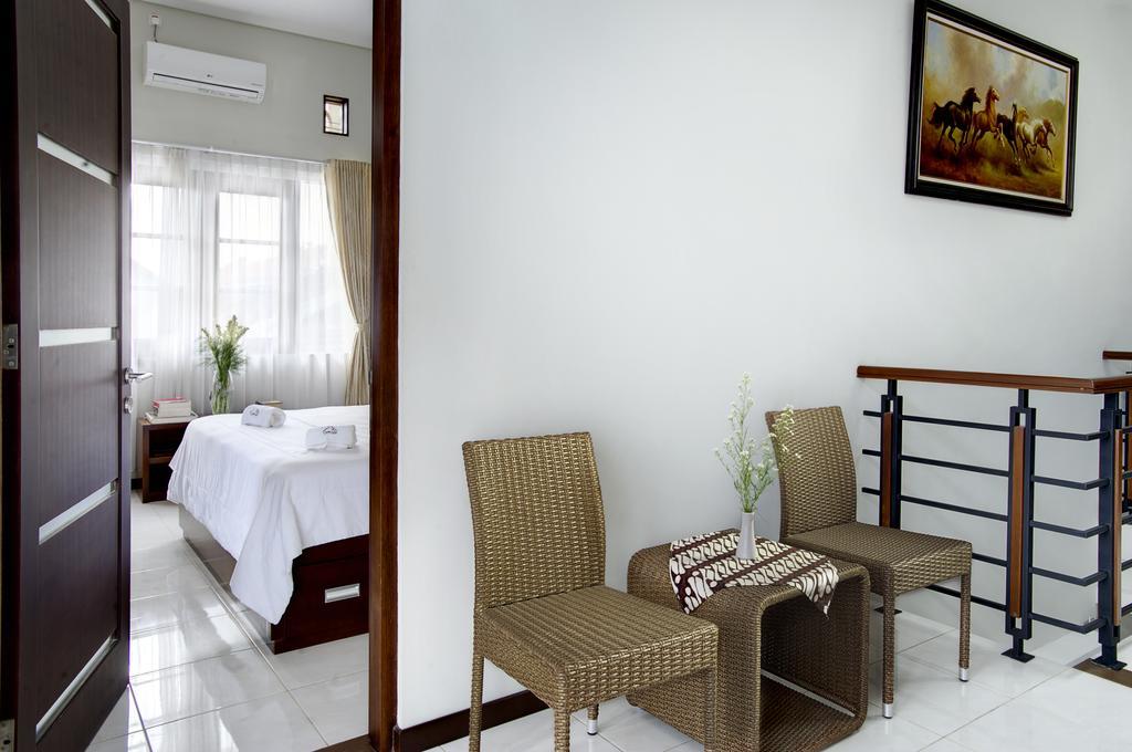 Pakualaman Omah Garuda Homestay מראה חיצוני תמונה