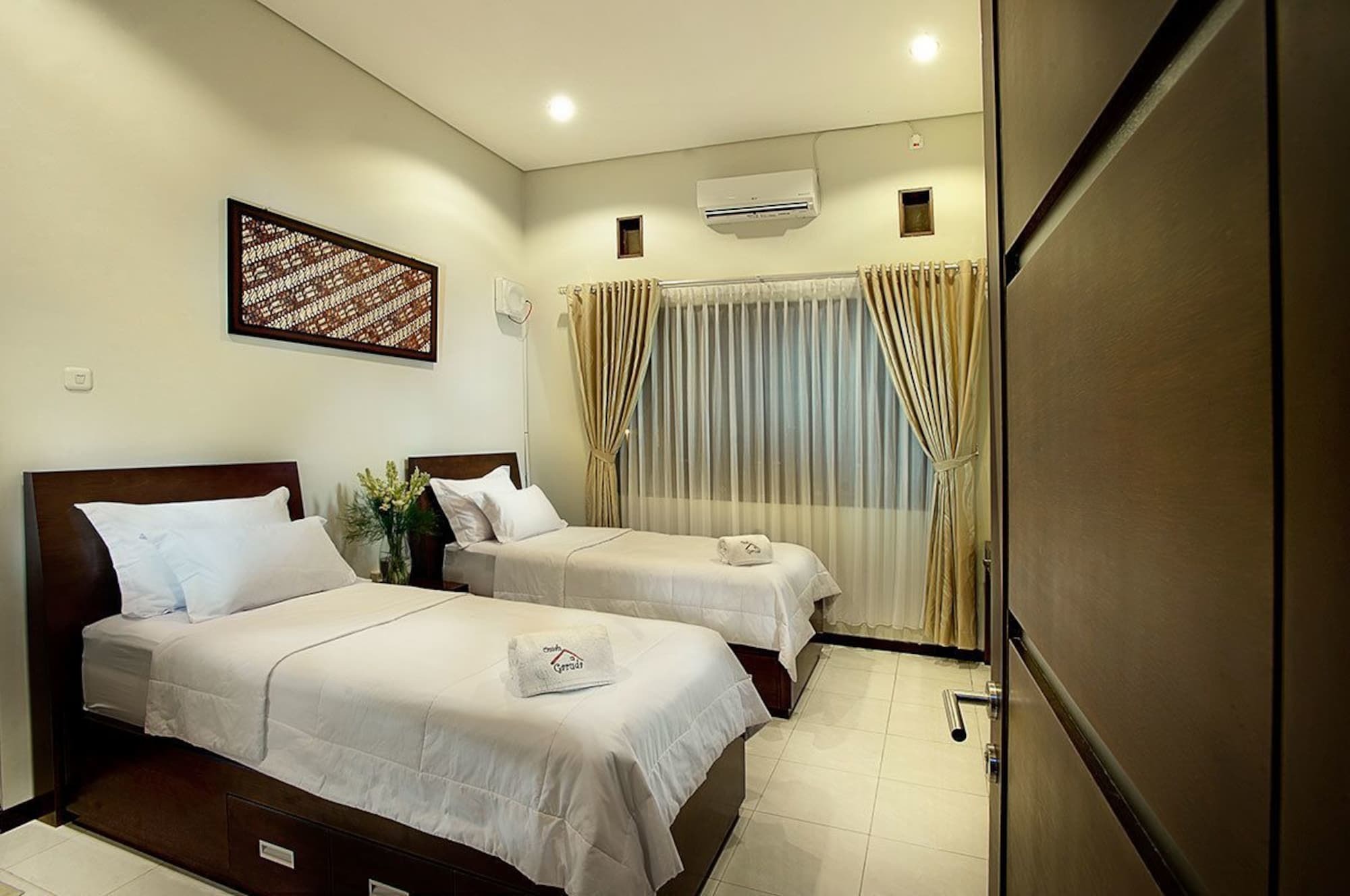 Pakualaman Omah Garuda Homestay מראה חיצוני תמונה